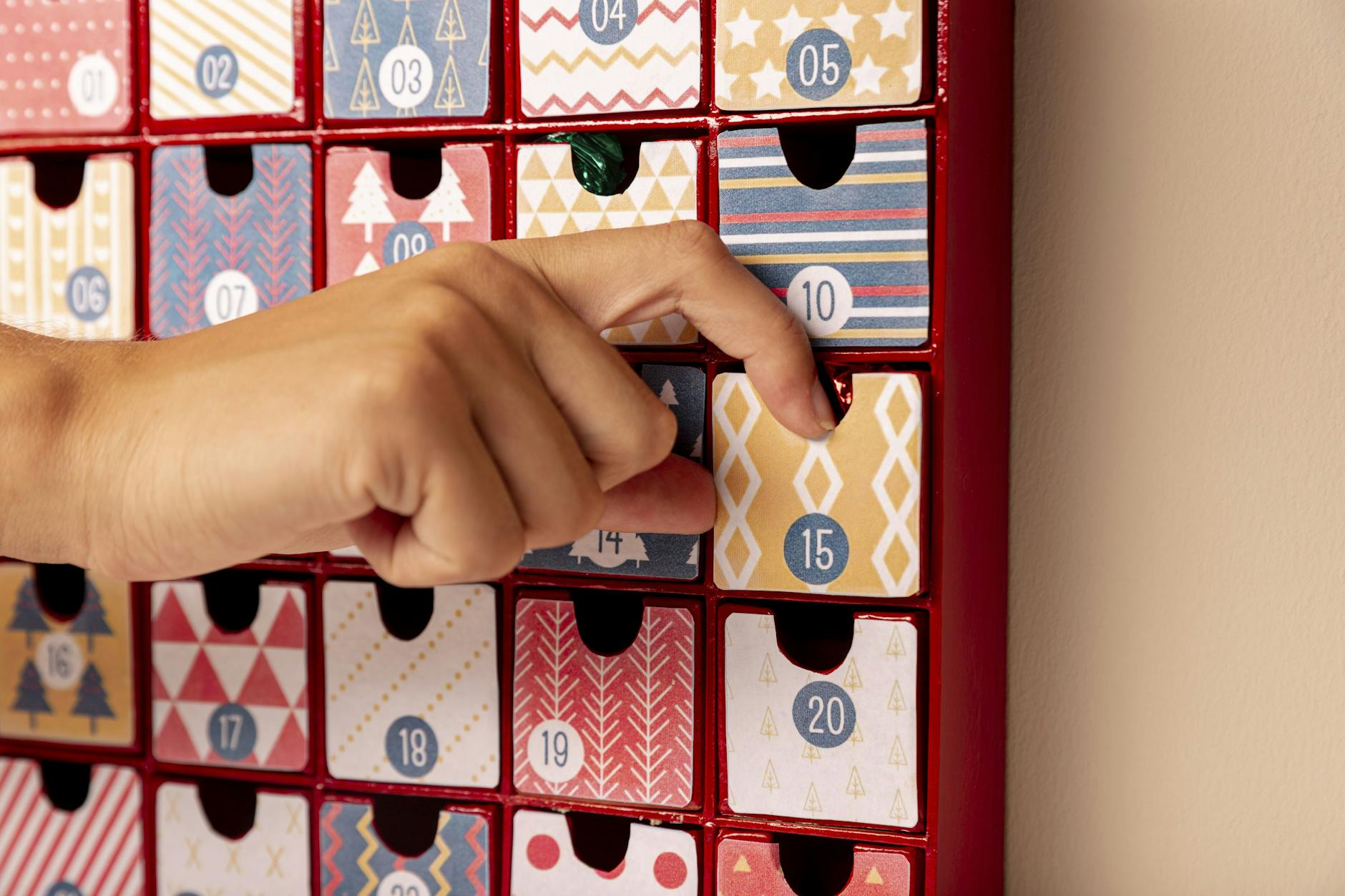Adventskalender verkürzen das Warten auf Weihnachten.