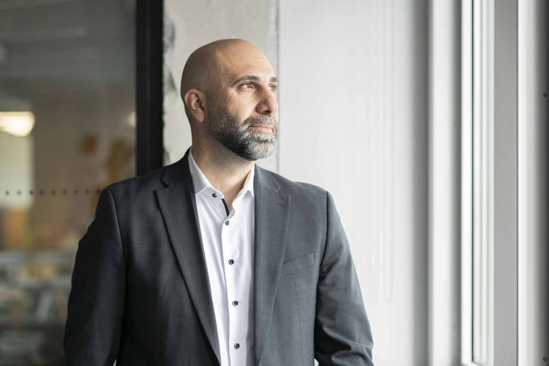 Ahmad Mansour: „Ich habe noch nie erlebt, dass jemand sagt, eine Aussage sei ‚Wasser auf die Mühlen der Islamisten‘&nbsp;oder ‚der Antisemiten‘.“