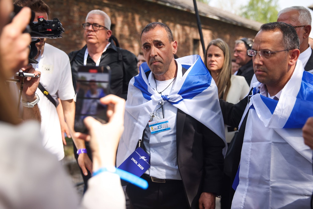 Eli Sharabi on Markus Lanz: Former Hamas hostage speaks as a guest on ZDF ...