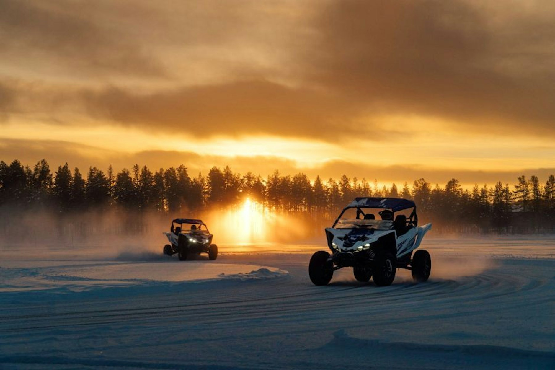 Side-by-Side-Buggy Drifting