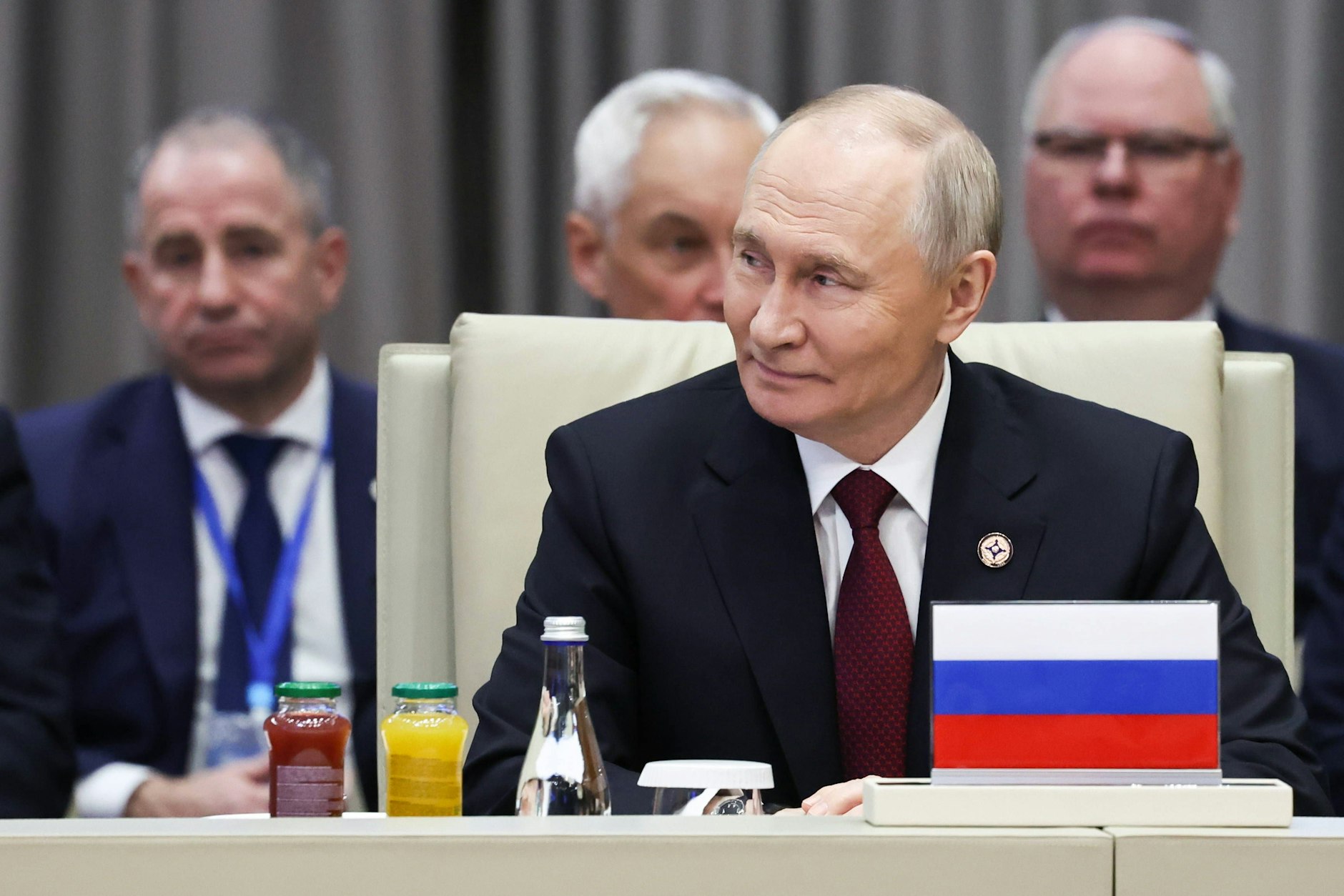 Kremlchef Wladimir Putin während der OVKS-Tagung im kirgisischen Bischkek