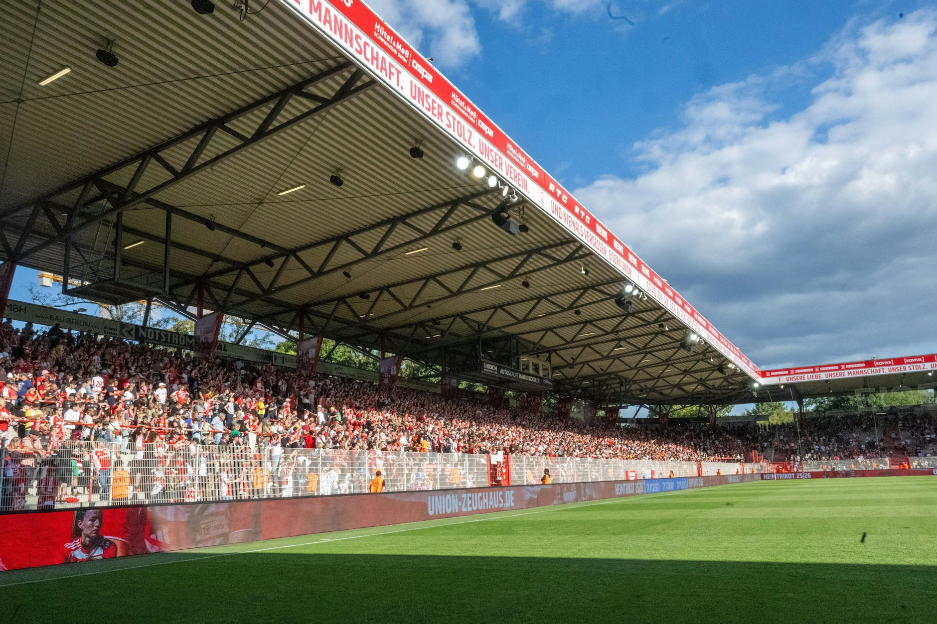 Die Rückkehr ins Stadion An der Alten Försterei wird nach den neuesten Plänen des 1. FC Union Berlin zum Stadionumbau noch einmal nach hinten verschoben.