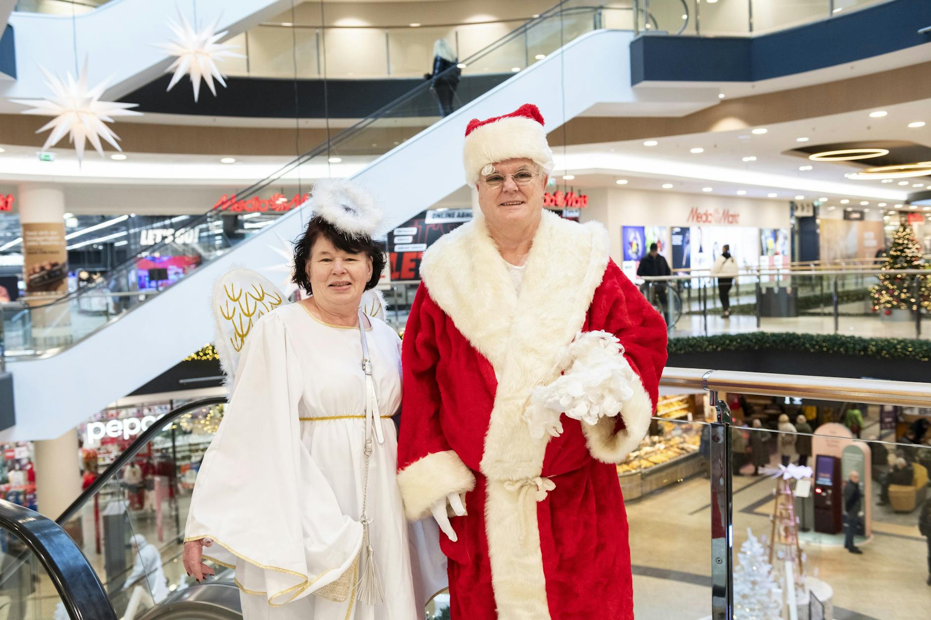 Den Bart nimmt der Weihnachtsmann natürlich nur äußerst selten ab.
