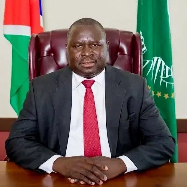 Adolf Hitler Uunona: Namibischer Politiker ändert seinen Namen!