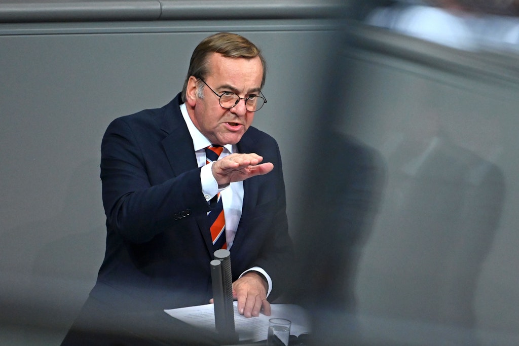 Verteidigungshaushalt: Pistorius verteidigt Rekordausgaben