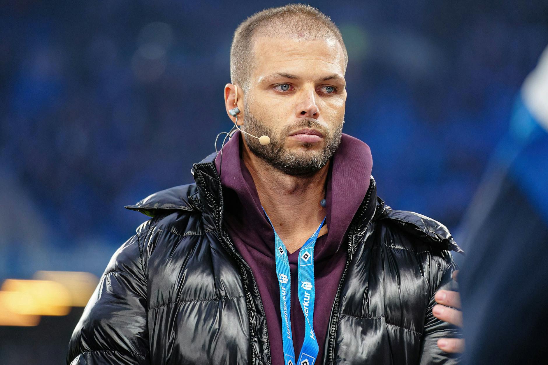 Vom Fußballfeld zum Familienheld: So kämpft Dennis Diekmeier um sein Kind