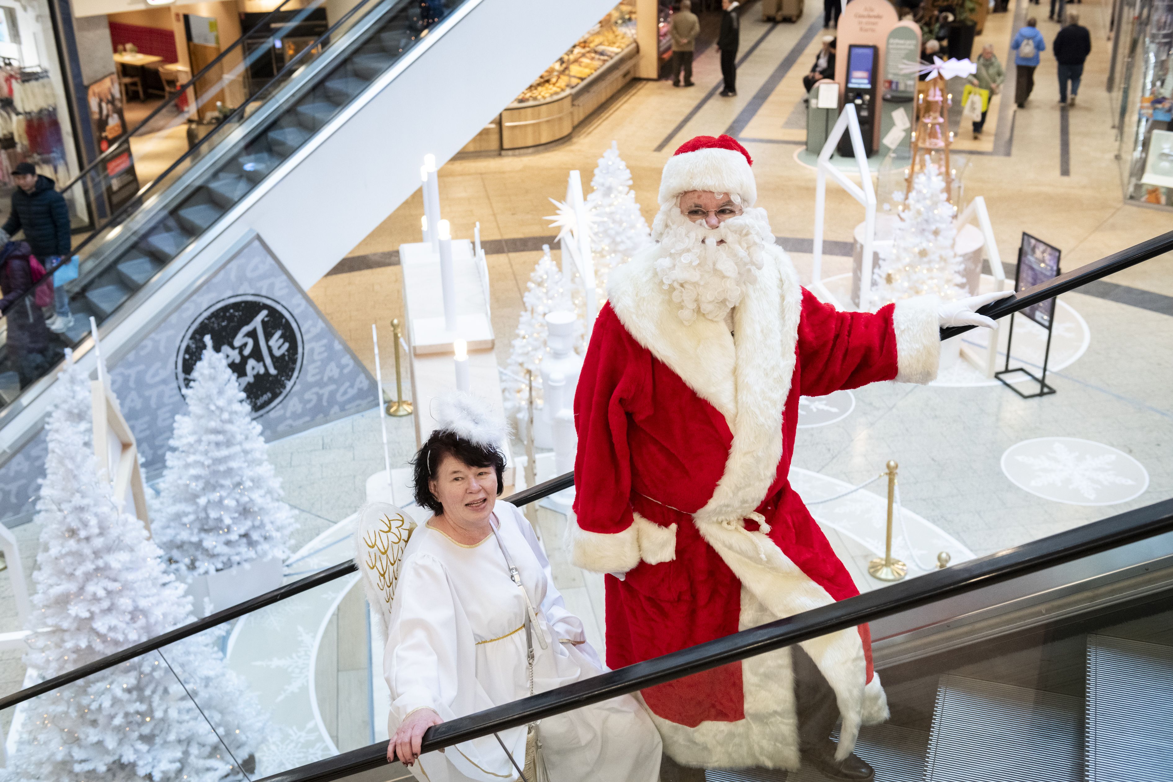 Image - Der Weihnachtsmann ist ein König und kommt aus Marzahn