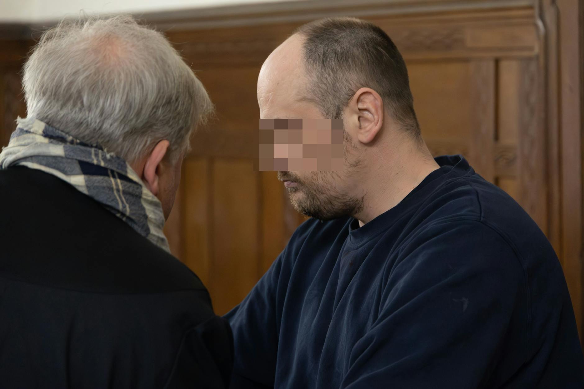 Er soll einen Kinderwagen auf eine befahrene Straße geschoben haben: Das Urteil gegen Nico N. soll am 6. Januar fallen.