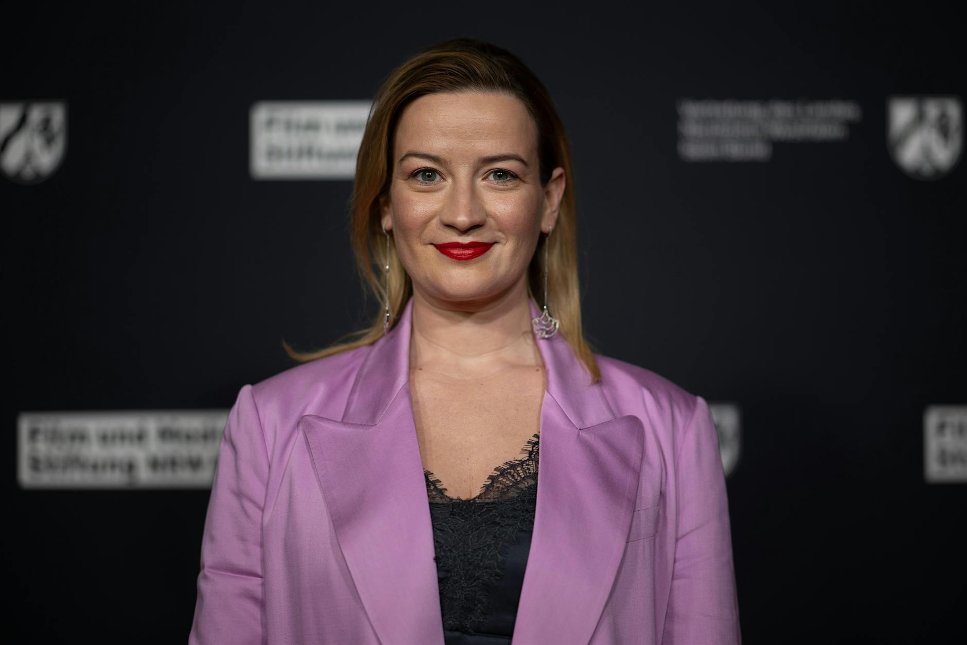 Nina Gummich: Emotionaler Abschied von „Theresa Wolff“