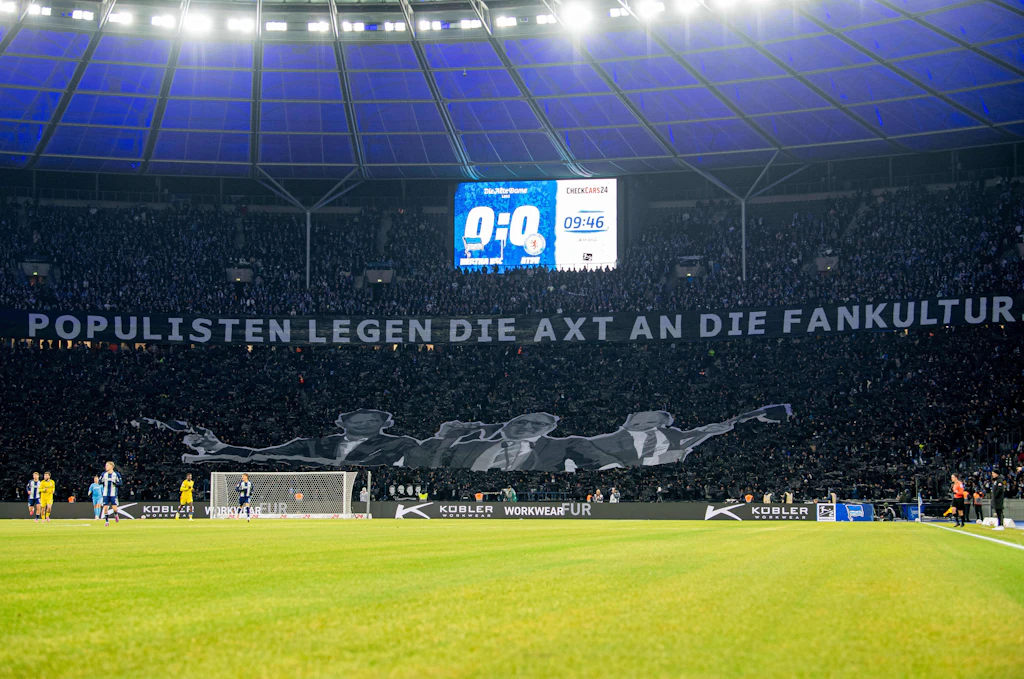 Gemeinsamer Protestbrief! Fans von Union und Hertha schreiben Senatorin Spranger