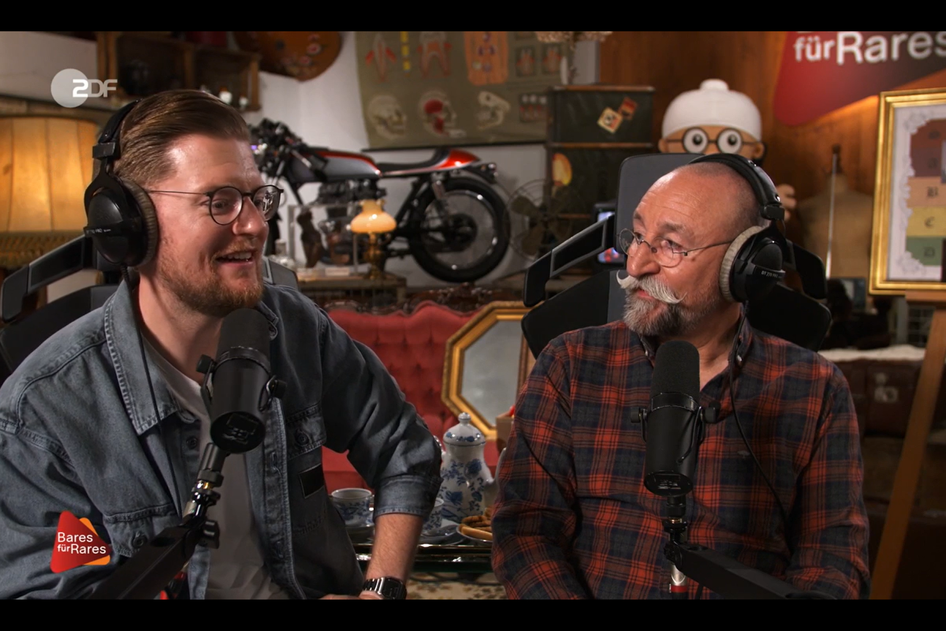 Peter Smits und (l.) und Horst Lichter haben ihren Spaß beim Twitch-Stream