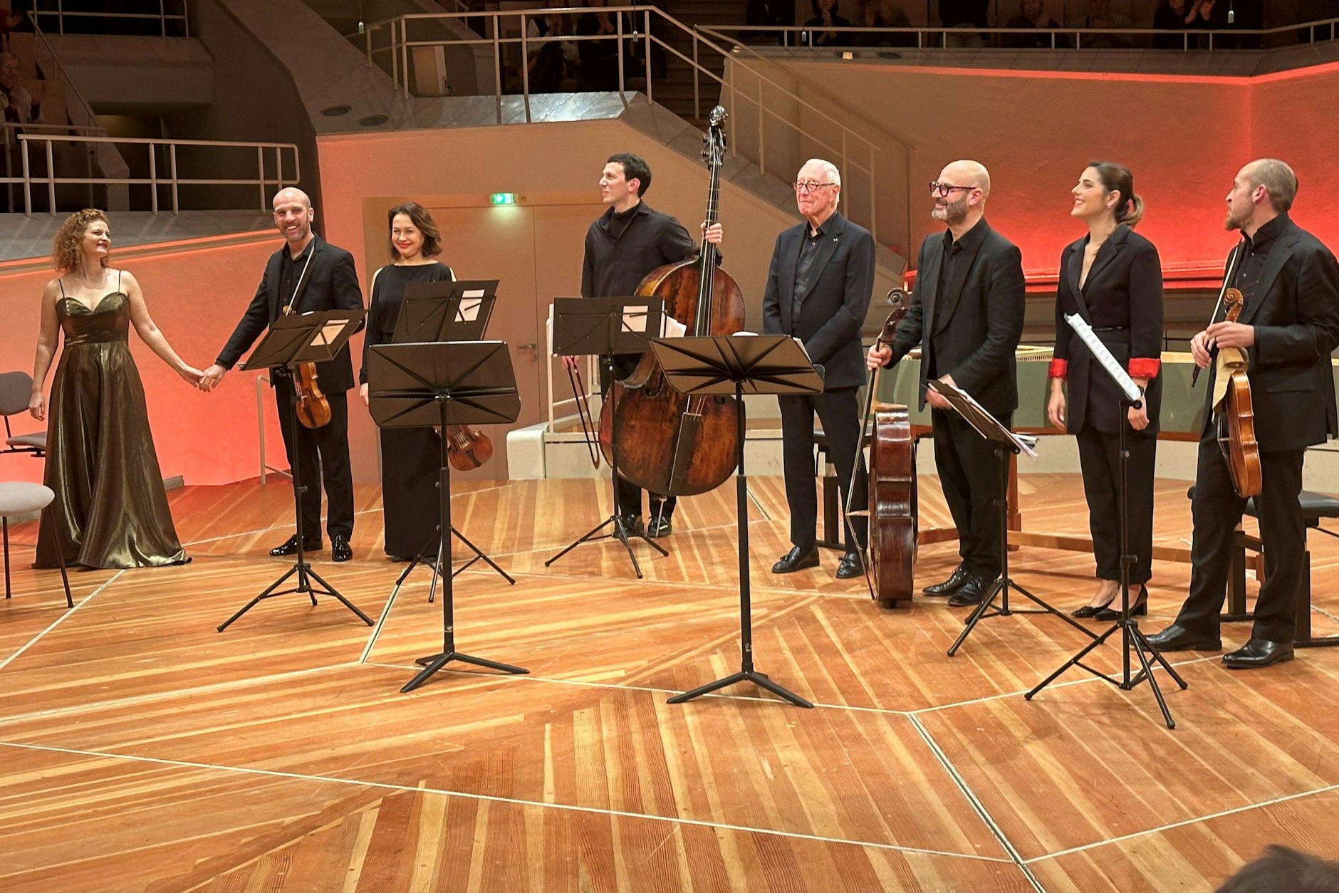 Jubel für William Christie und sein Ensemble beim Barock-Wochenende in der Berliner Philharmonie.