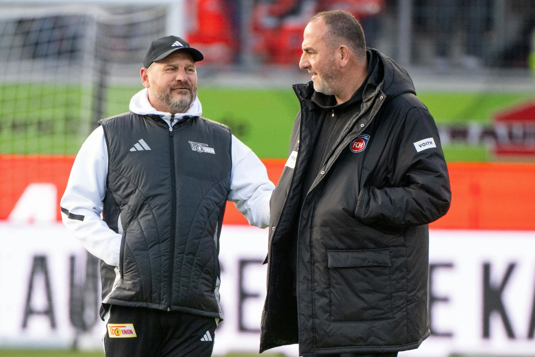 Zwei Trainer der besonderen Art: Unions Steffen Baumgart und Heidenheims Frank Schmidt verstehen sich prächtig.