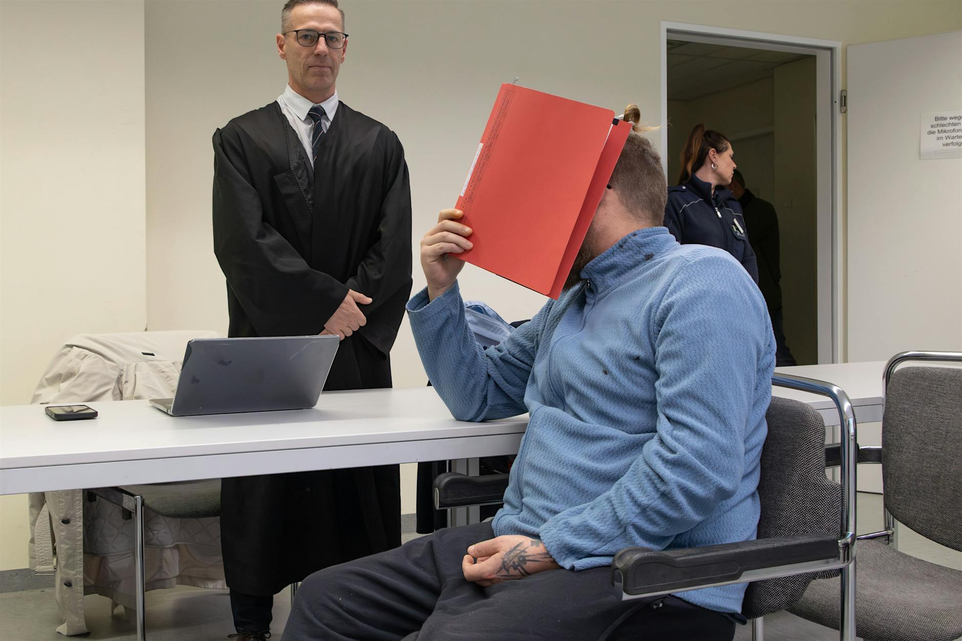 Knast für Hundehalter nach drei Beiß-Attacken