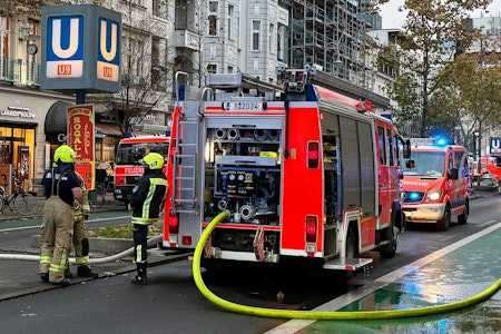Nach Brand in U-Bahnhof Schloßstraße: U9 weiter unterbrochen!