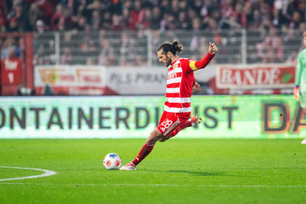 Trimmel tehlikeye neden oluyor, Querfeld ise çok geç geliyor