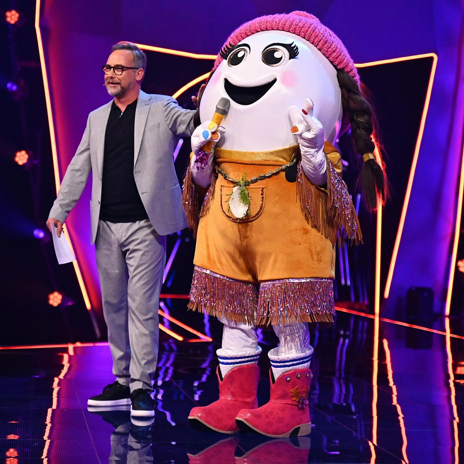 Eggi bei „Masked Singer“: Das Ei ist enttarnt! Ist sie es wirklich?