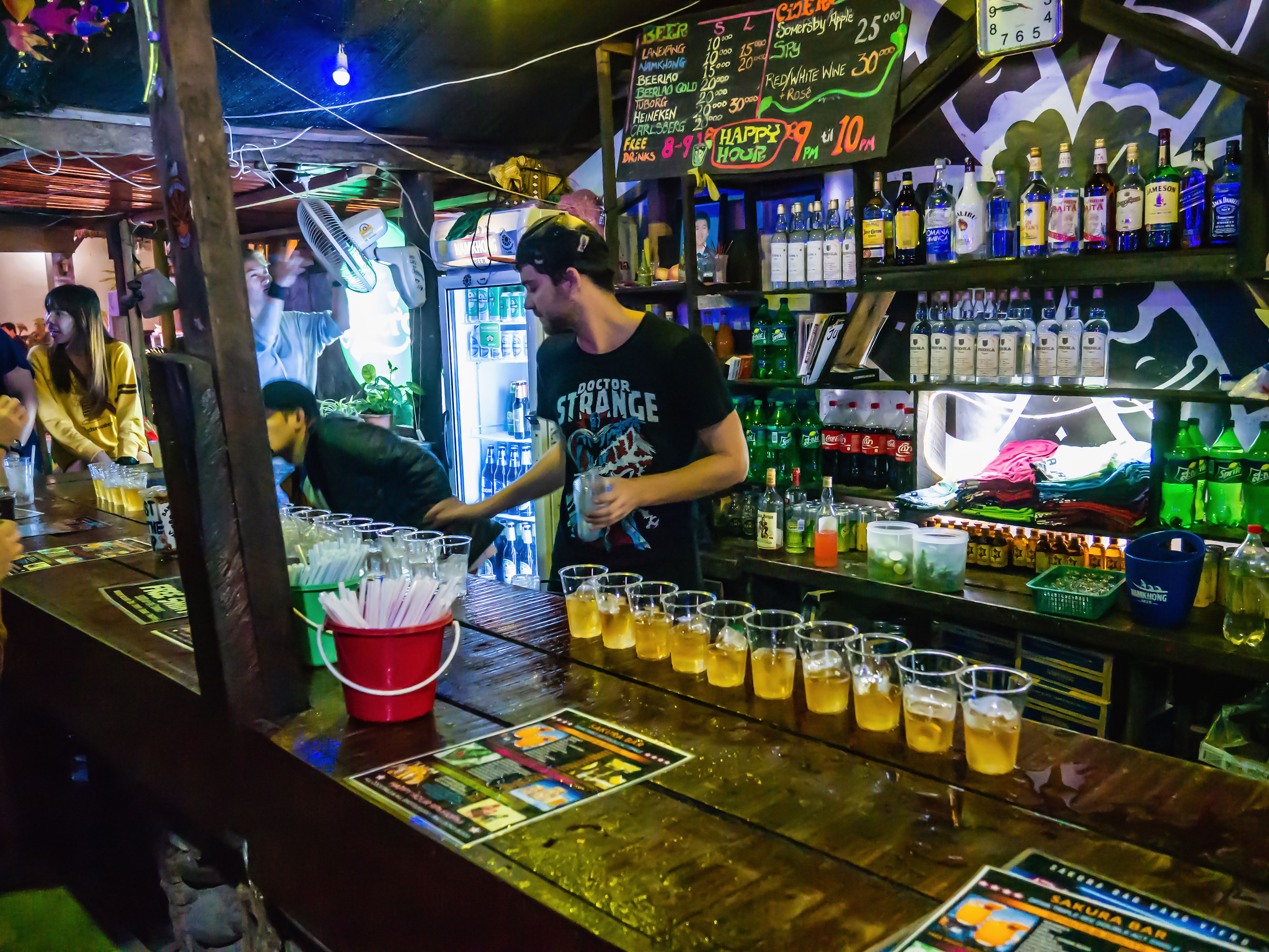 Gepanschter Alkohol: Weltweit tausende Tote durch mit Methanol vergiftete Getränke