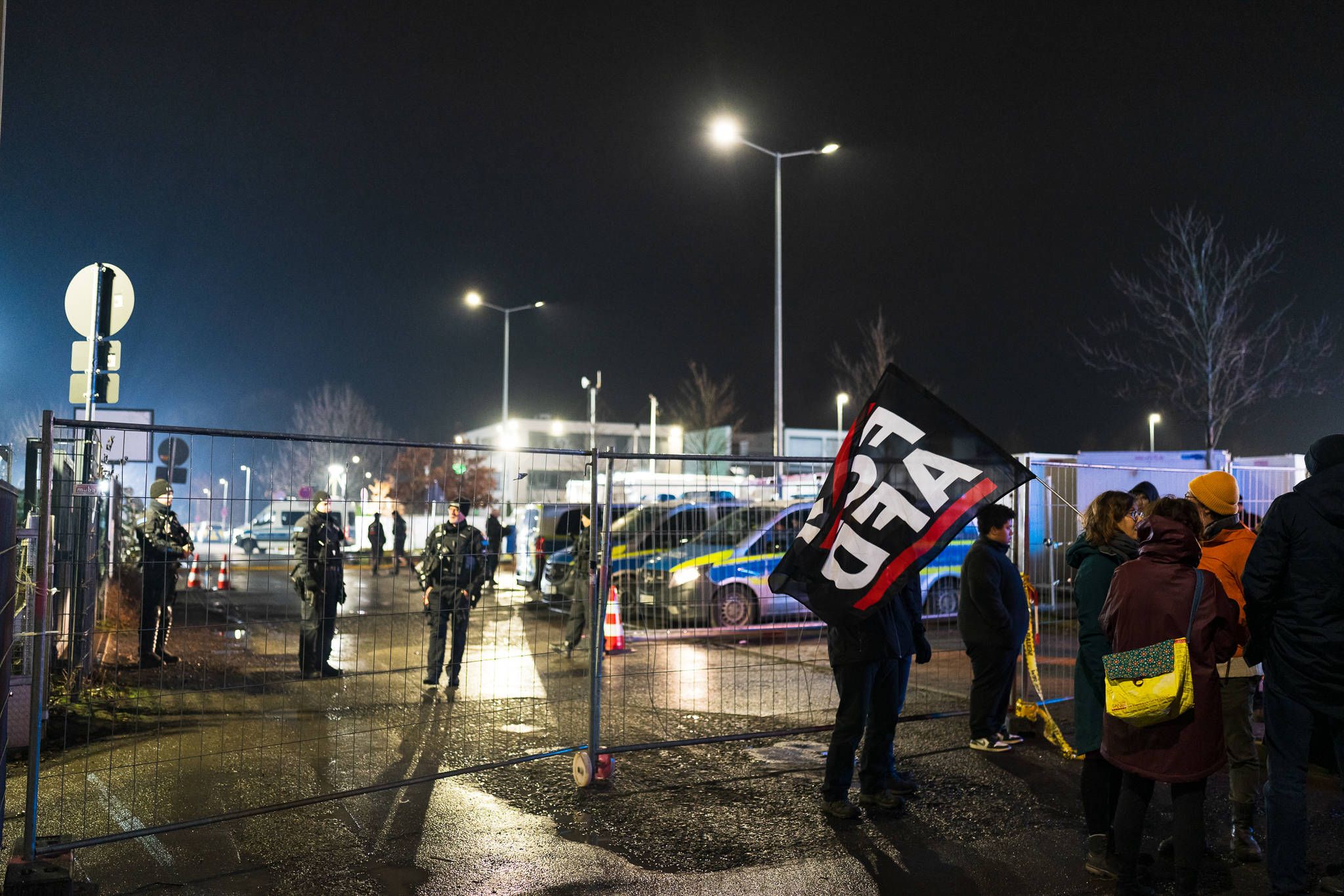 Image - Gießen: AfD-Gegner an andere Flussseite verwiesen – 50.000 Teilnehmer erwartet