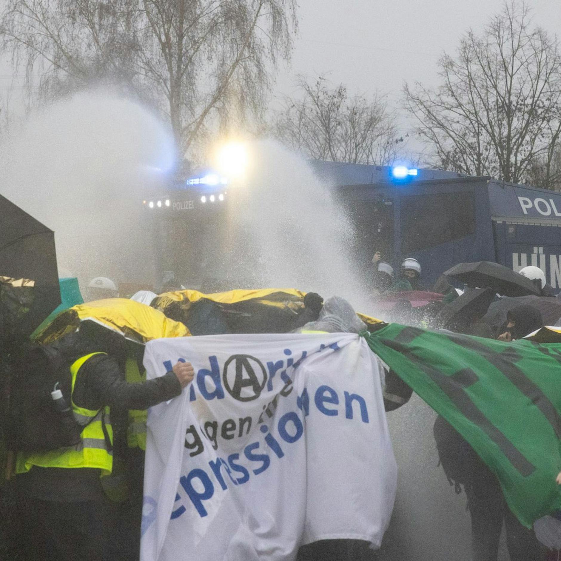Gießen: Proteste gegen AfD-Jugendgründung eskalieren weiter