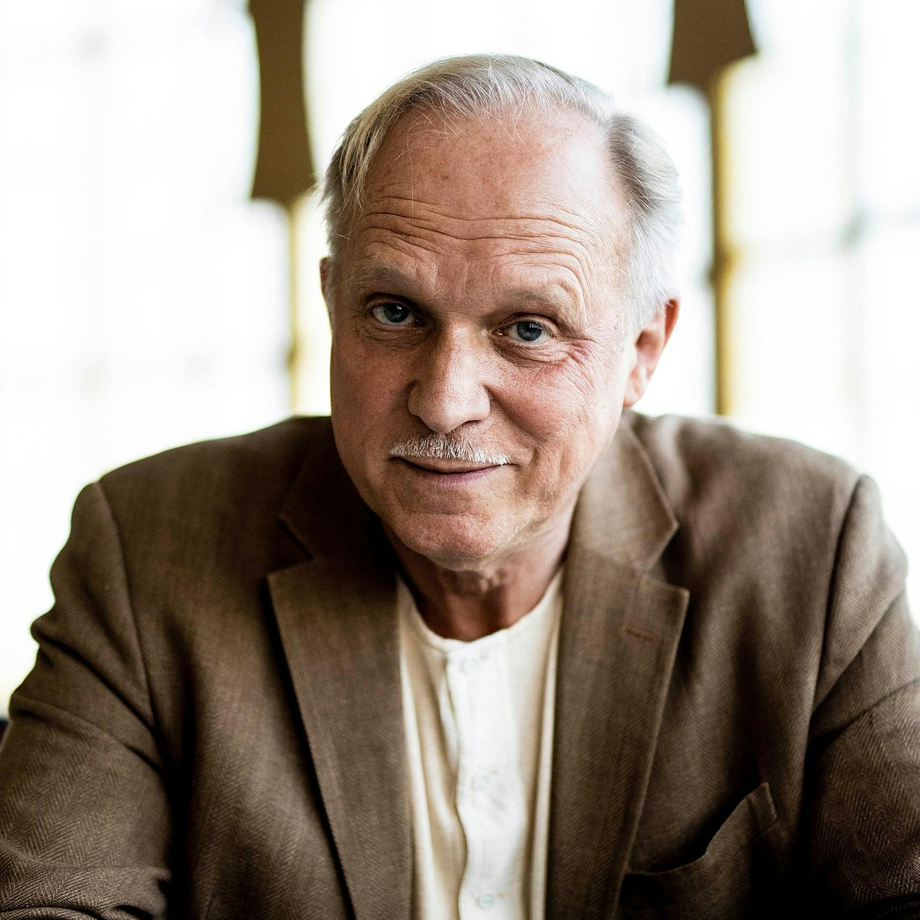 Ulrich Tukur: Die Ehe kann ein Kunstwerk sein!