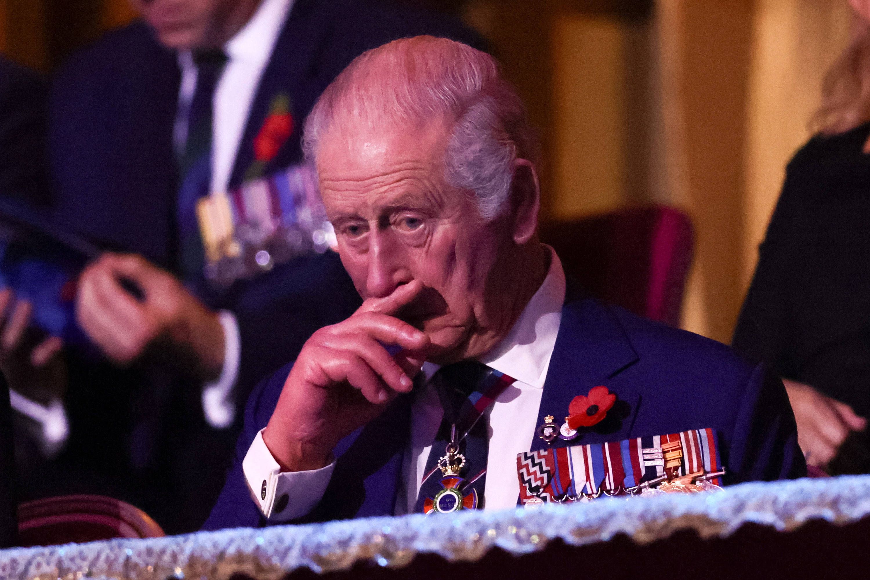 Image - König Charles plant XXL-Güllegrube: Anwohner sind in Sorge