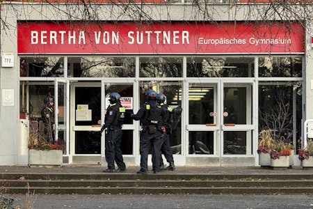 Schock-Meldung: Amokalarm an Reinickendorfer Gymnasium