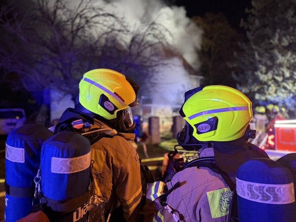 Feuerwehr-machtlos-Kind-stirbt-nach-der-Rettung