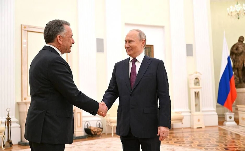 Putin und Witkoff beraten über die Ukraine: „Eine der letzten ...