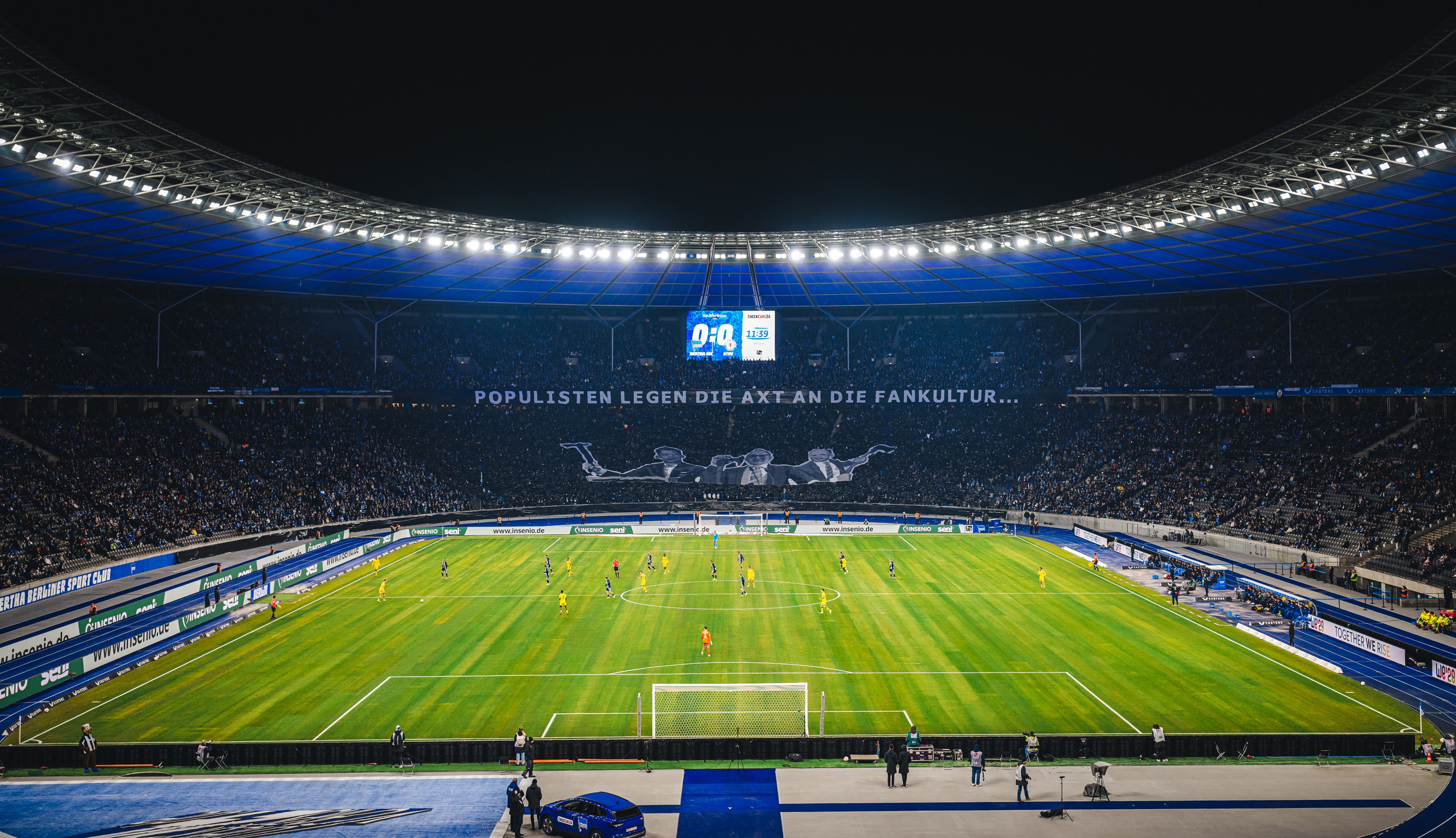 Wunsch deutscher Fußballfans: Hertha BSC gehört in die Bundesliga, Union nicht