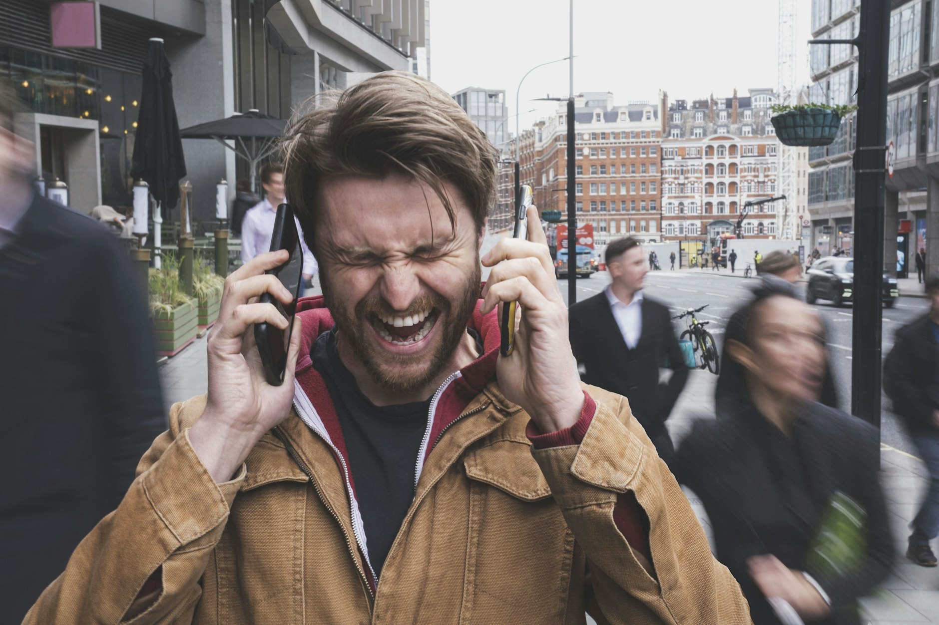 Symbolbild: Mit „Raige bait“ ist die Online-Strategie gemeint, gezielt für Klicks zu provozieren.