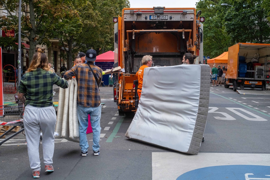 Hier-k-nnen-Sie-Sperrm-ll-kostenlos-in-Ihrem-Kiez-loswerden-