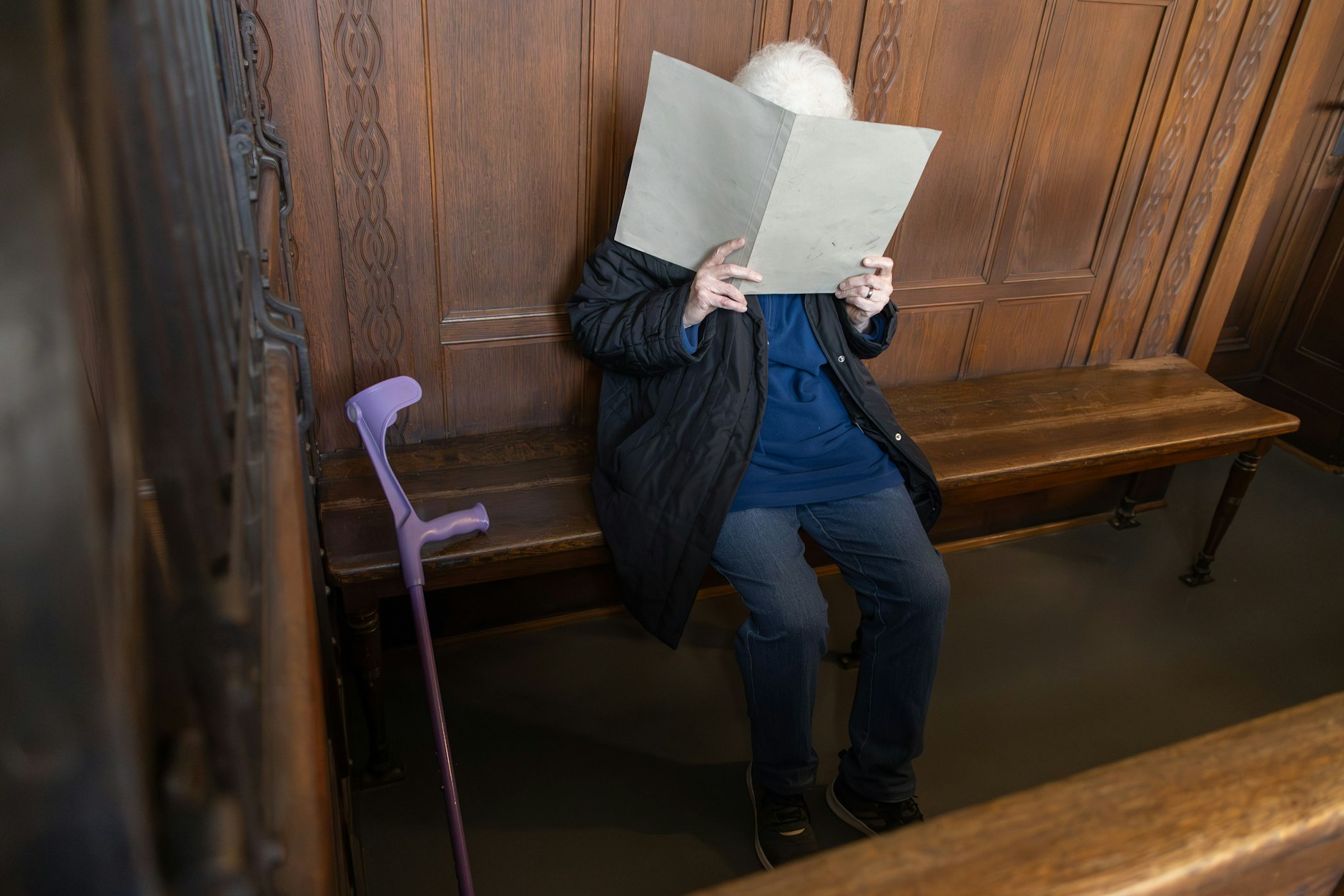 Die Angeklagte Ute S. (72) vor Gericht.