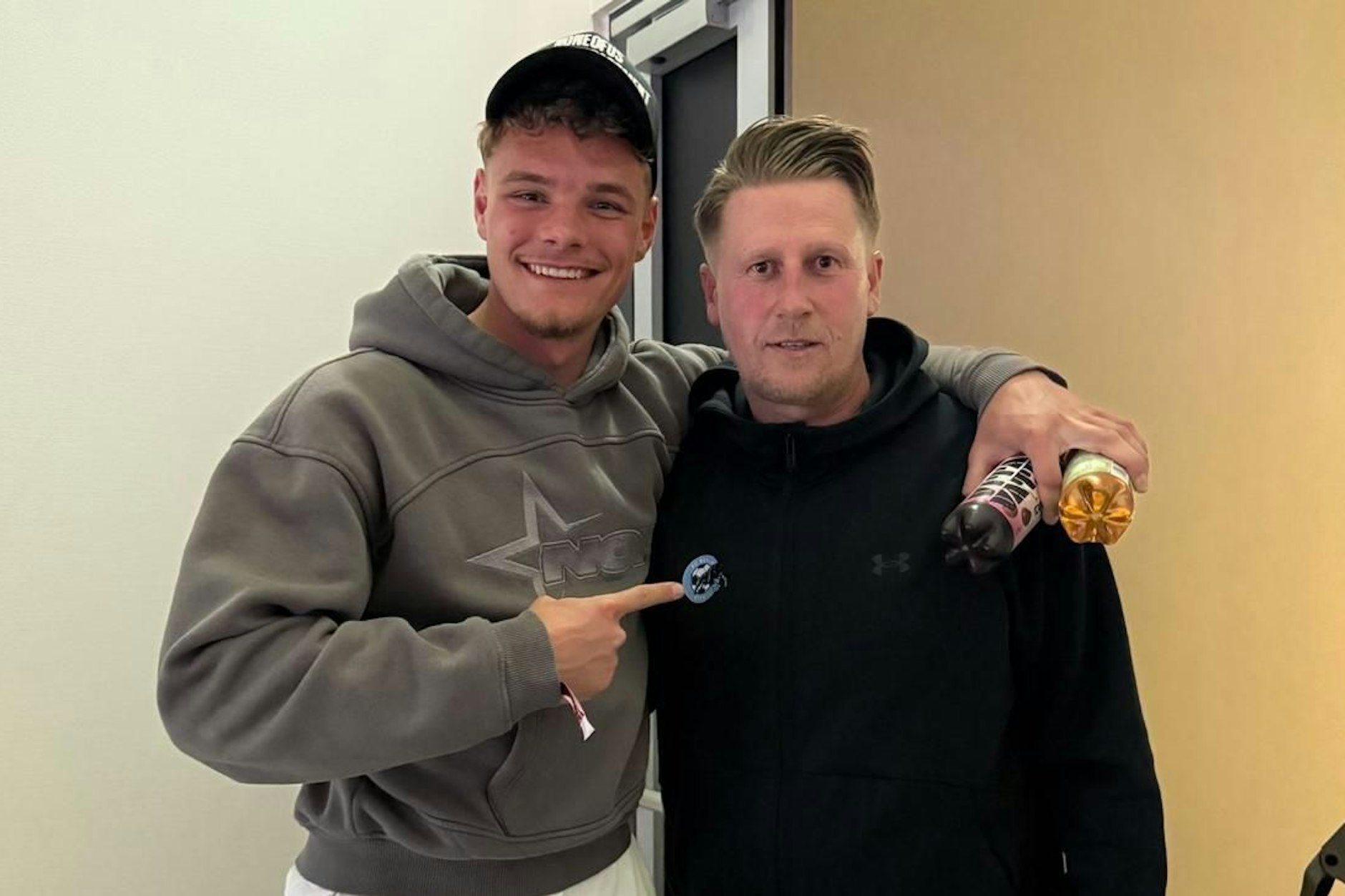 Für BFC-Co-Trainer Sven Körner (r.) ist Halles Vin Kastull wie sein eigen Fleisch und Blut.