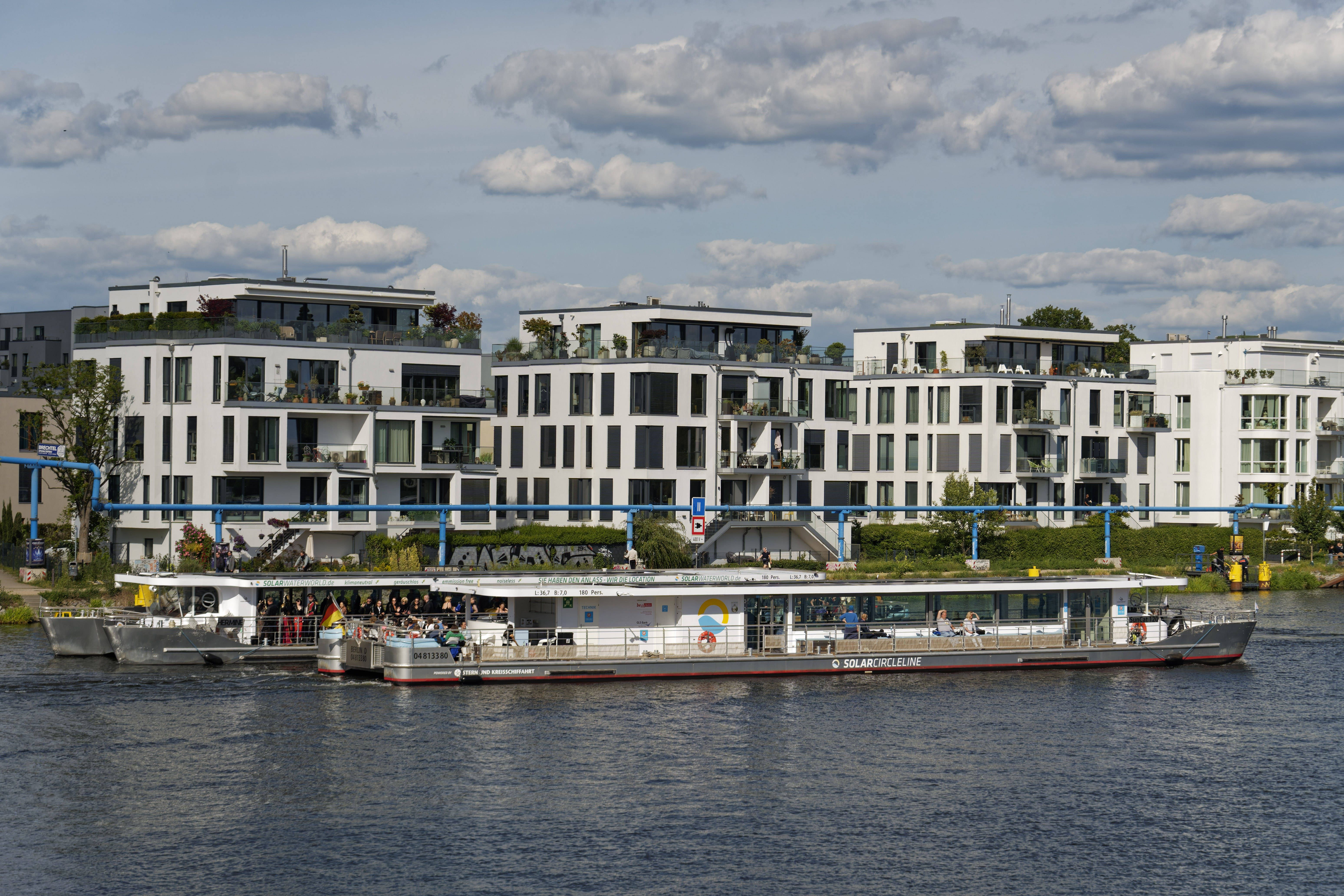 Image - Neue Wohnanlage, alte Probleme: Schon wieder nur Luxus statt bezahlbar