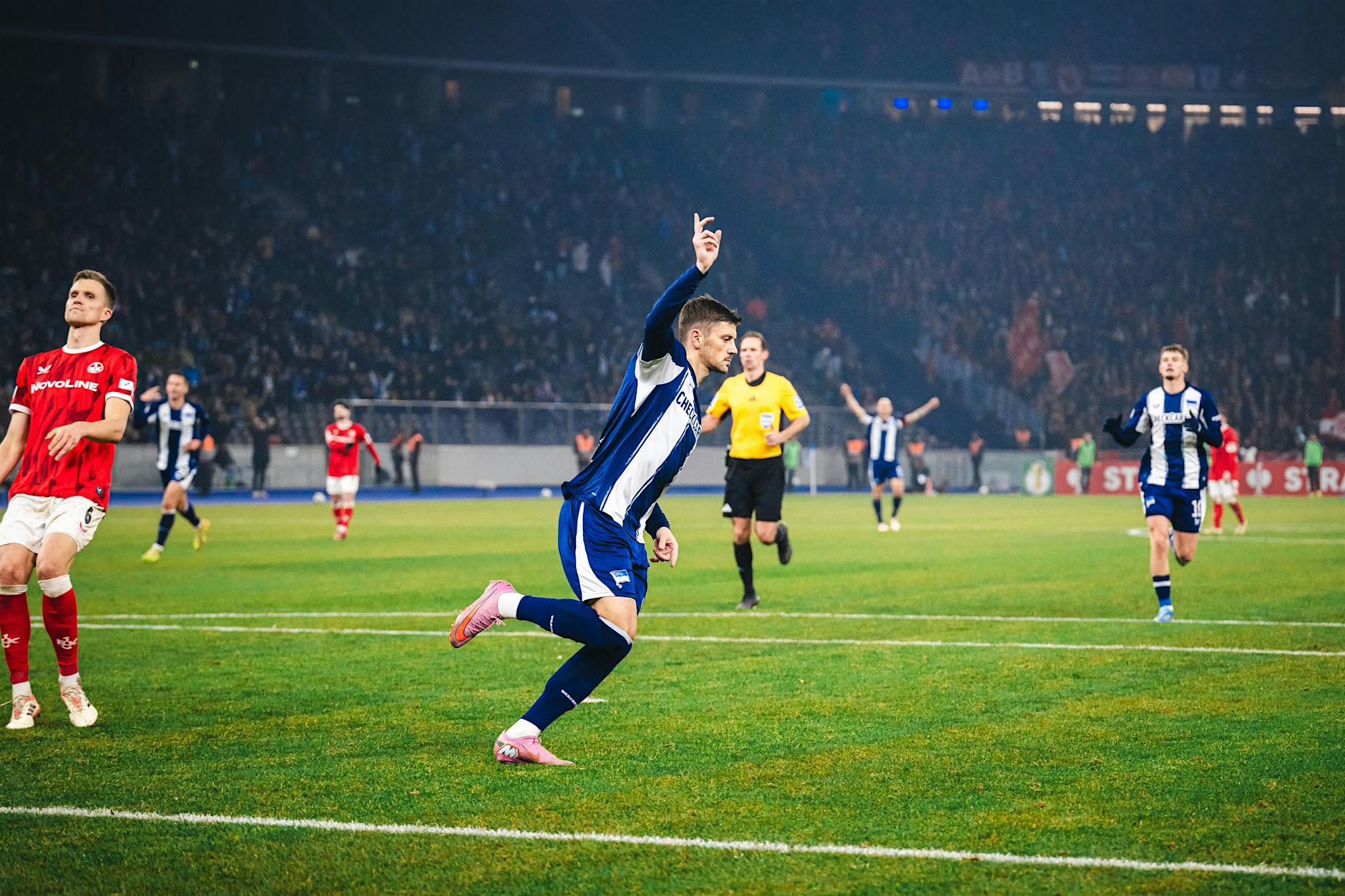 Hertha-Stürmer Kownacki enthüllt: „Ich wollte keine Fuß-OP!“