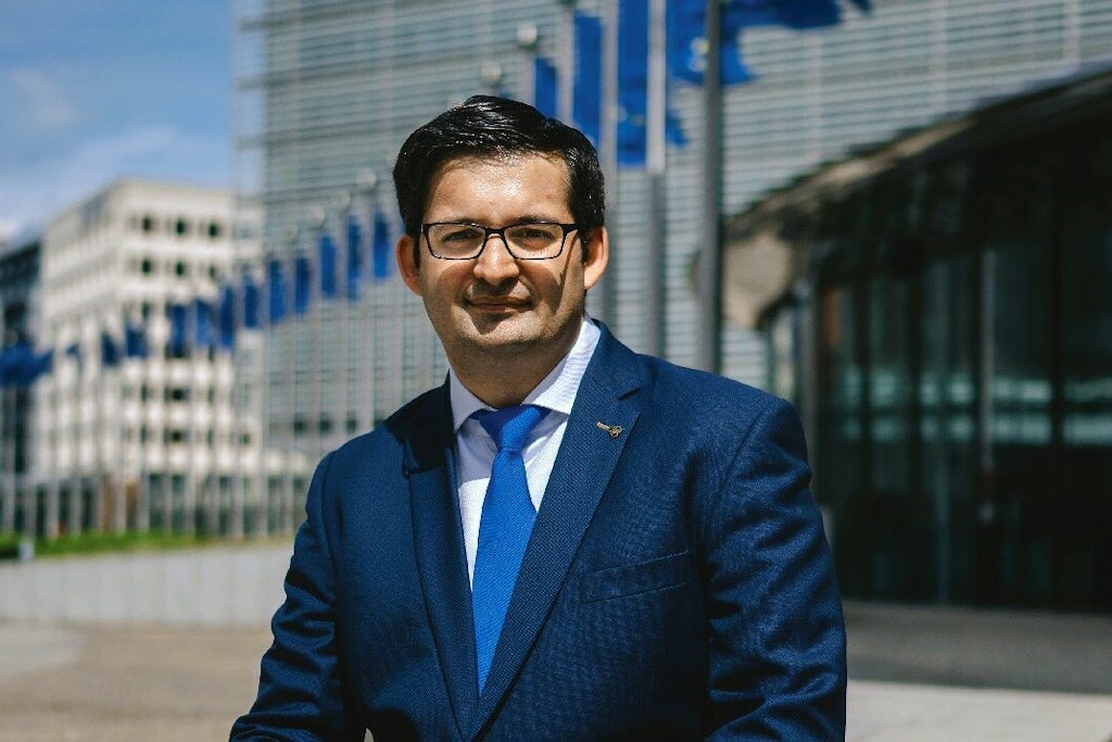 Ex-Lobbyist, der von der Leyen anzeigte: „EU steuert auf sozialen und wirtschaftlichen Kollaps zu“