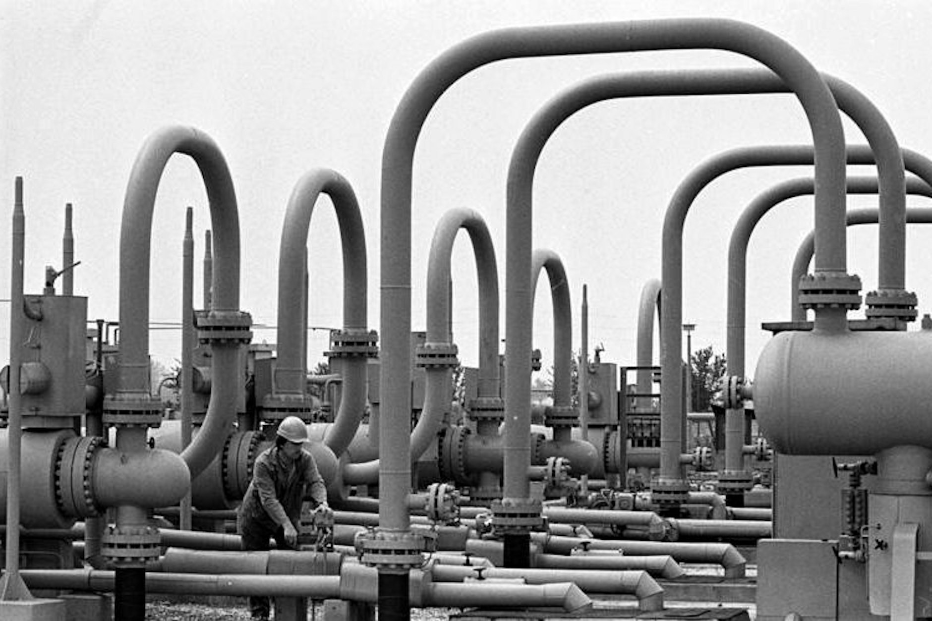 Der Gas-Untergrundspeicher des Gaskombinats Schwarze Pumpe in Bad Lauchstädt vor der Wende: In den 1970er-Jahren wurde in Stadtgasnetze der DDR bereits Wasserstoff eingespeist.