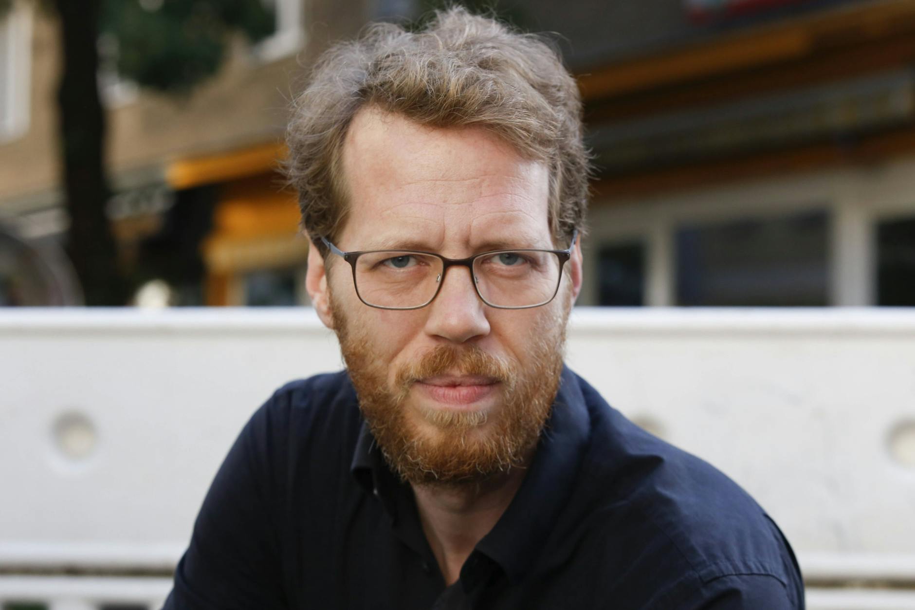 Bezirksbaustadtrat Florian Schmidt (Grüne) kämpft mit allen Mitteln uum den Erhalt des DDR-Spaßbades.