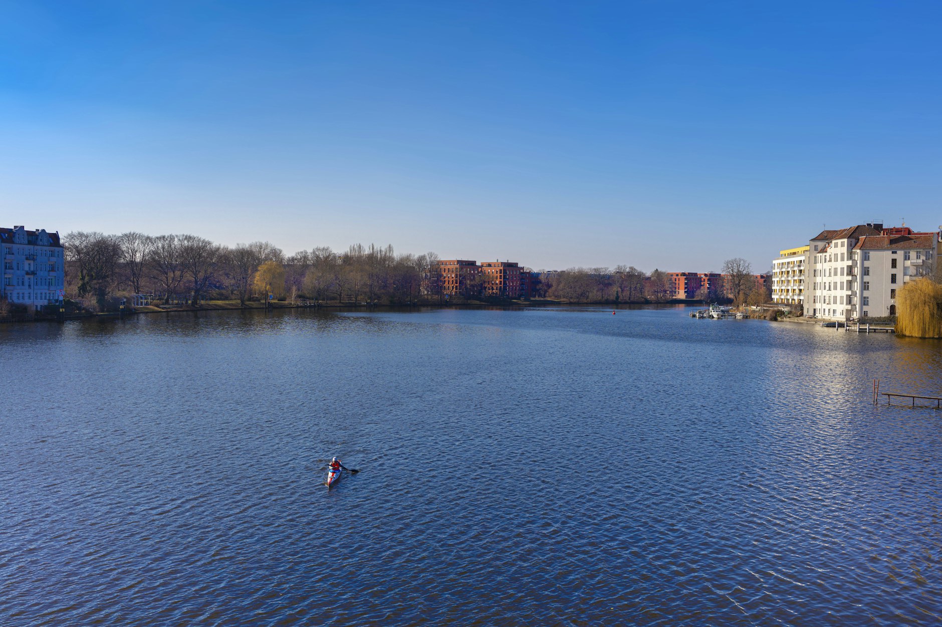 Diese Traumhafte Lage in Berlin Köpenick direkt an der Spree können sich die meisten Berliner nicht leisten. 