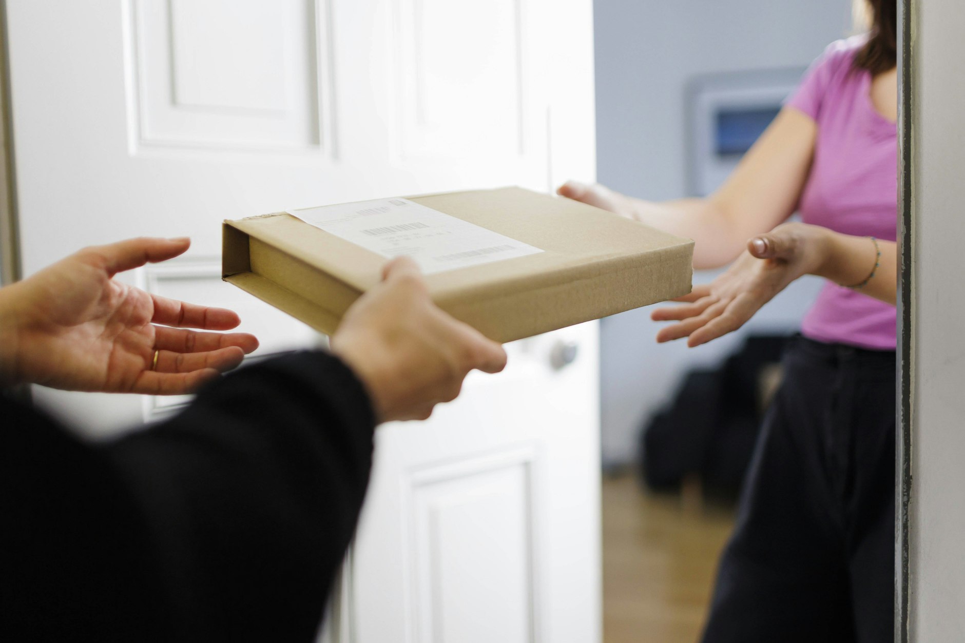 Mit den richtigen Suchtricks, mehr Algorithmus-Wissen und ein wenig Geduld lässt sich online eine hochwertige Garderobe zusammenstellen.