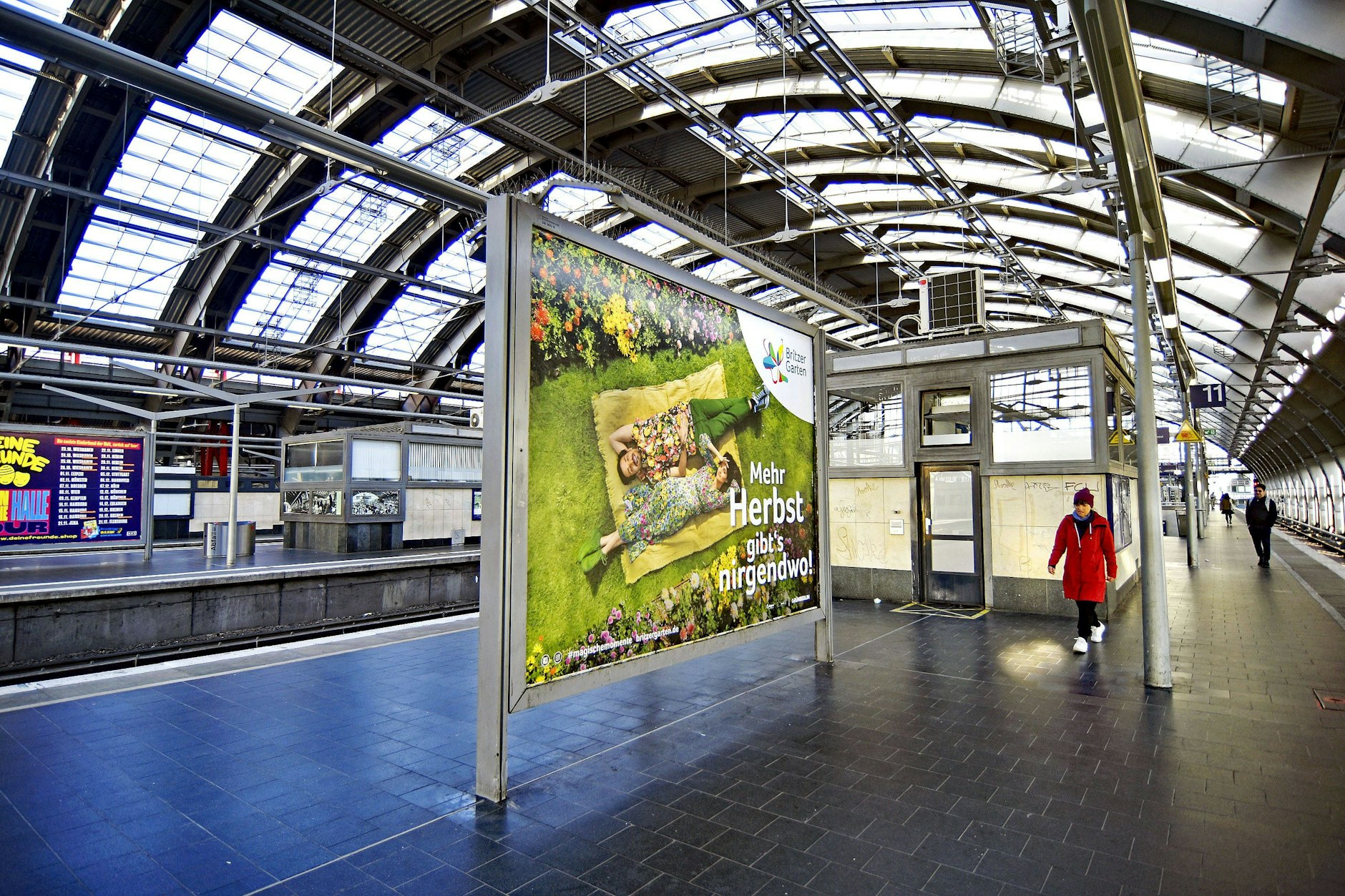 Was für ein Anblick: Die Bahnsteige am Ostbahnhof sind endlich frei von Baustellenabsperrungen.