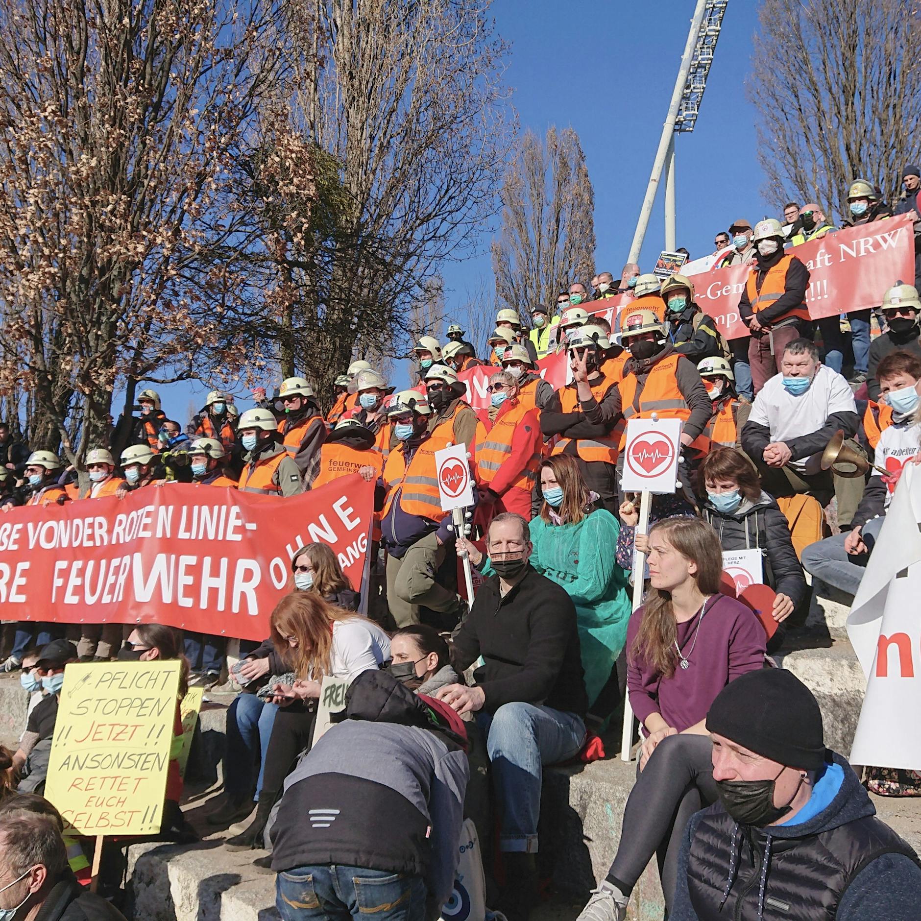 Image - Aufarbeitung der Corona-Pandemie: Was brachte der Impfzwang bei der Feuerwehr?