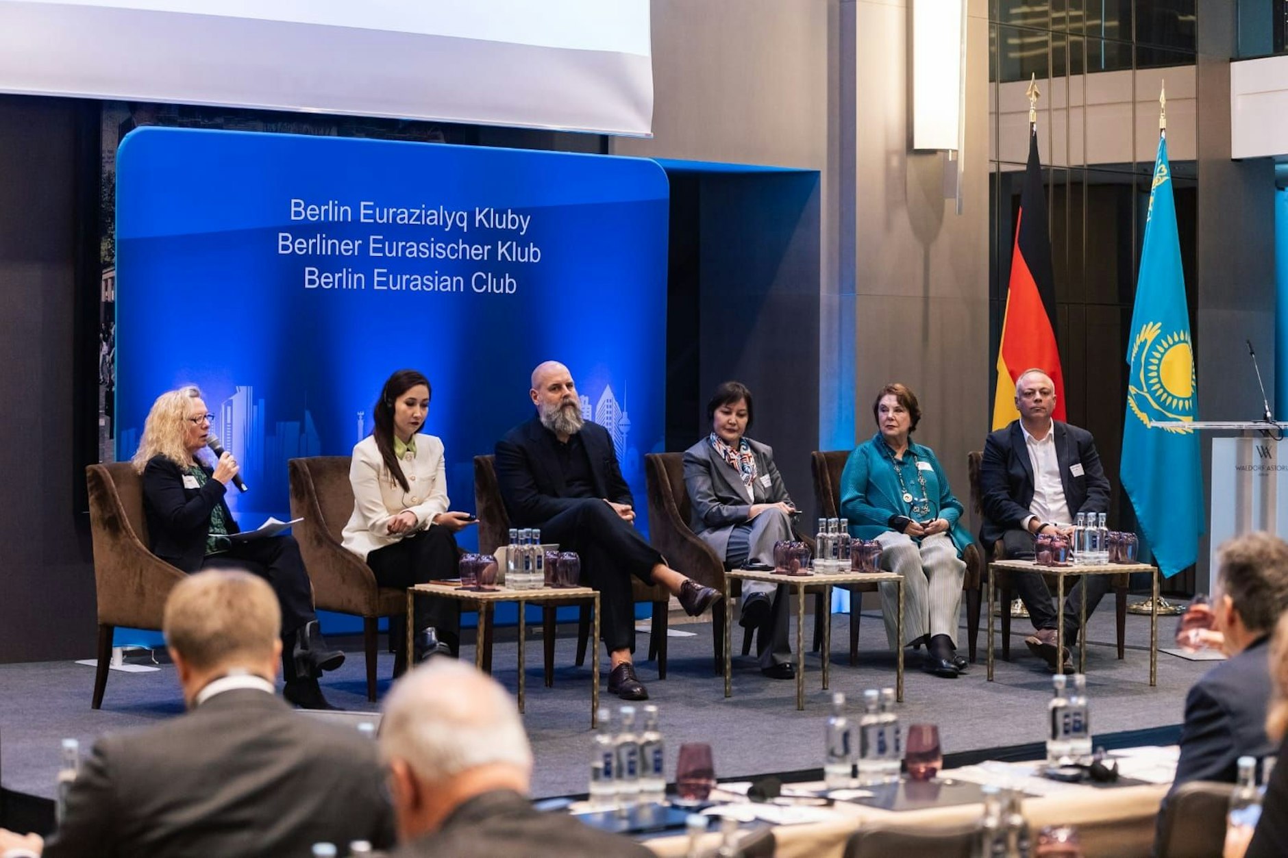 Die Diskussion des 45. Zusammentreffens drehte sich um die Rolle der Medien in den Beziehungen zu Zentralasien.