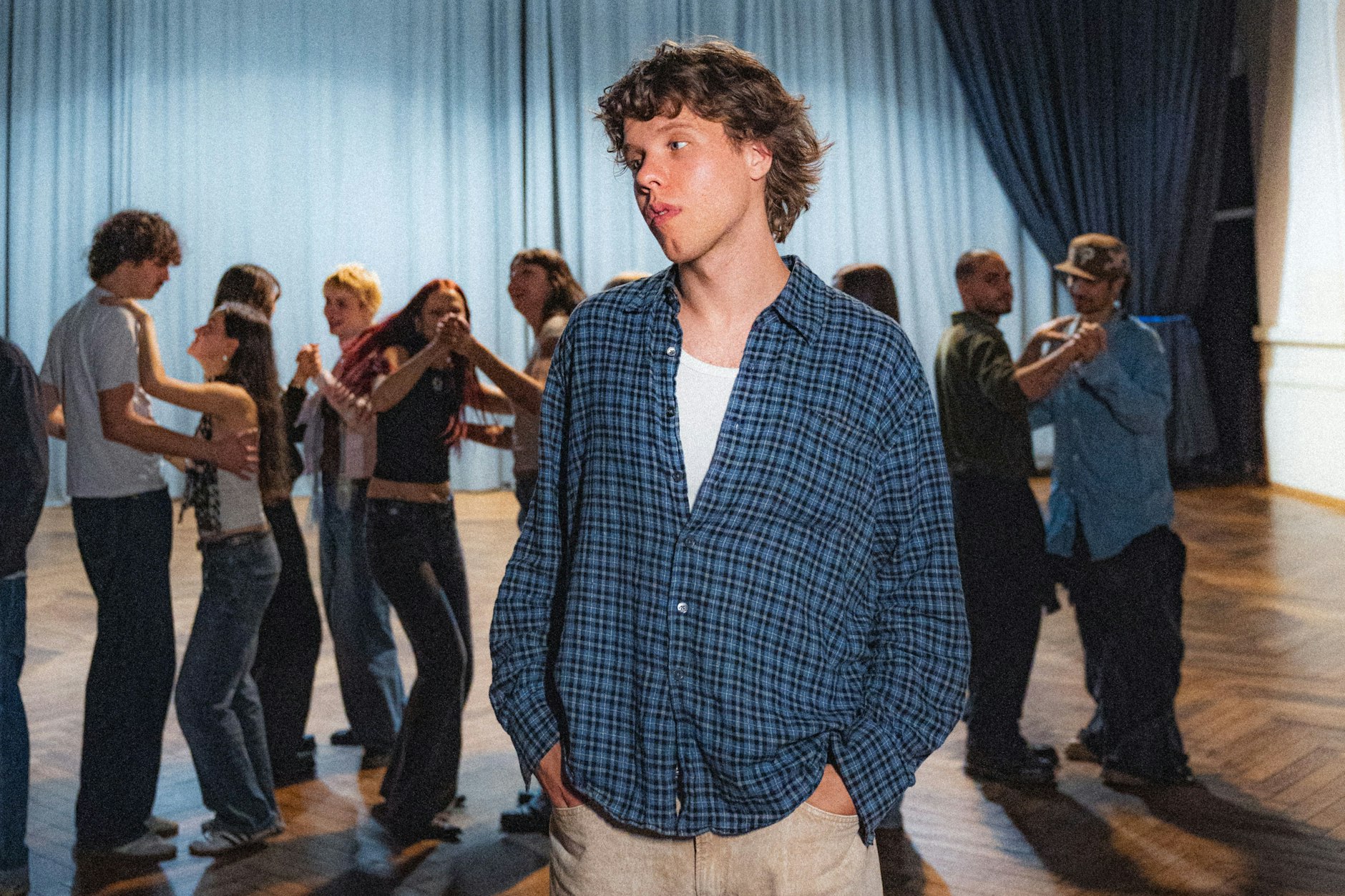 Solo zum Tanzkurs? Zartmann, genannt Zarti, wünscht sich aufgetaut zu werden.