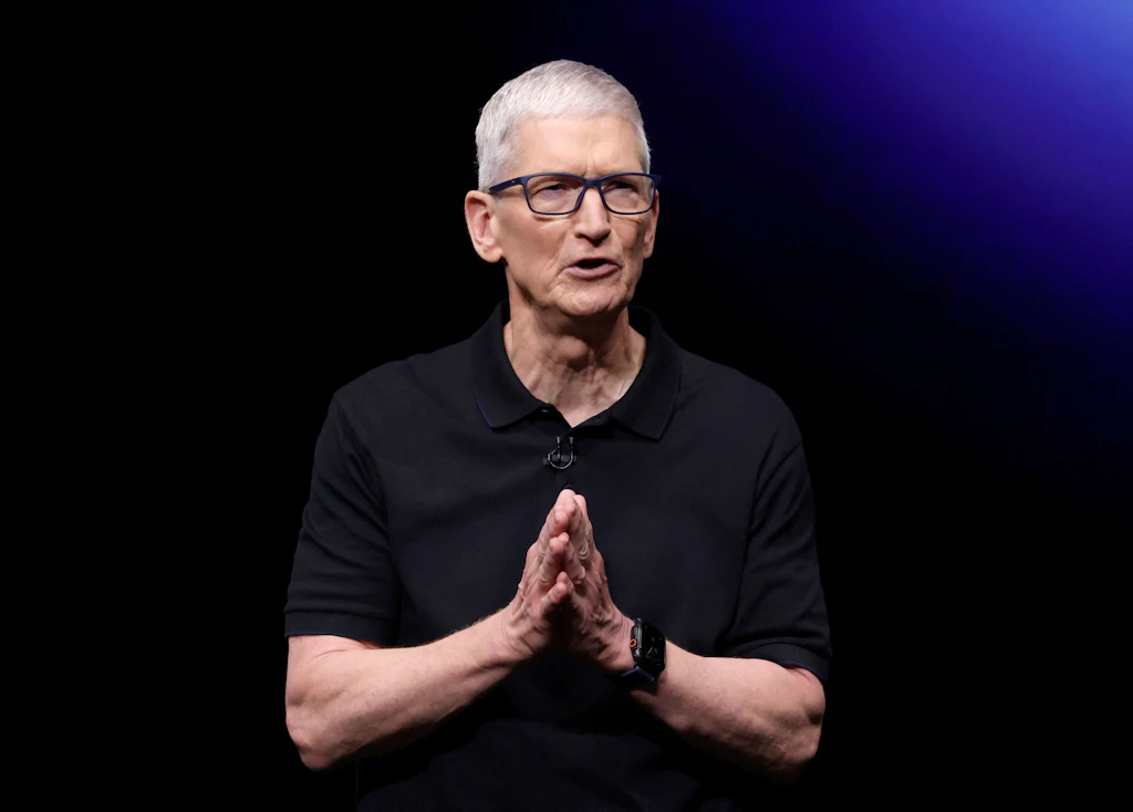 Apple: Führungsriege um Tim Cook bricht auseinander – Konkurrenz lockt mit KI-Projekten