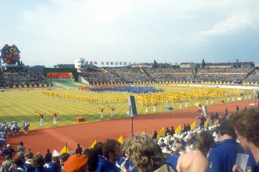 Das Stadion der Weltjugend während der Eröffnung der X. Weltfestspiele der Jugend (1973)