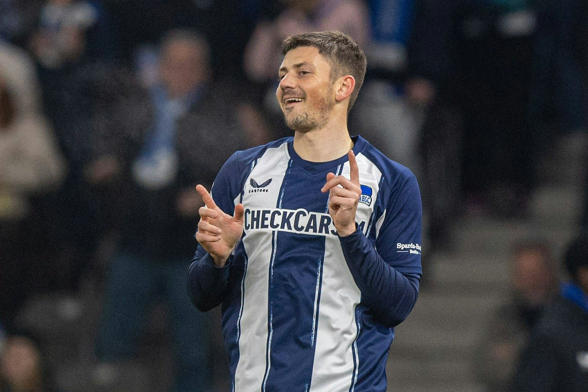 Hertha-Stürmer Dawid Kownacki drängt nach zwei Joker-Toren in die Startelf. Lässt ihn Coach Leitl gegen den 1. FC Magdeburg von Beginn an ran?