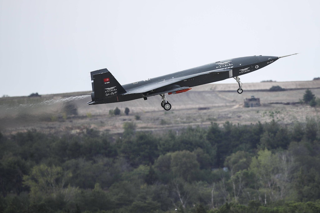 Türkei: Drohne Kızılelma schlägt F-16 im digitalen Luftkampf