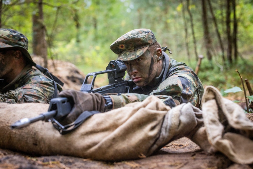 Bundestag stimmt Wehrdienst-Gesetz zu